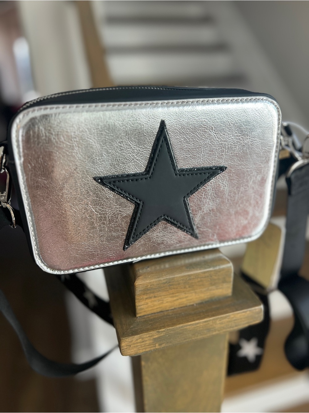 NWT Vintage Havana Silver Crossbody Bag with Black Star Accent - Picture 9 of 14